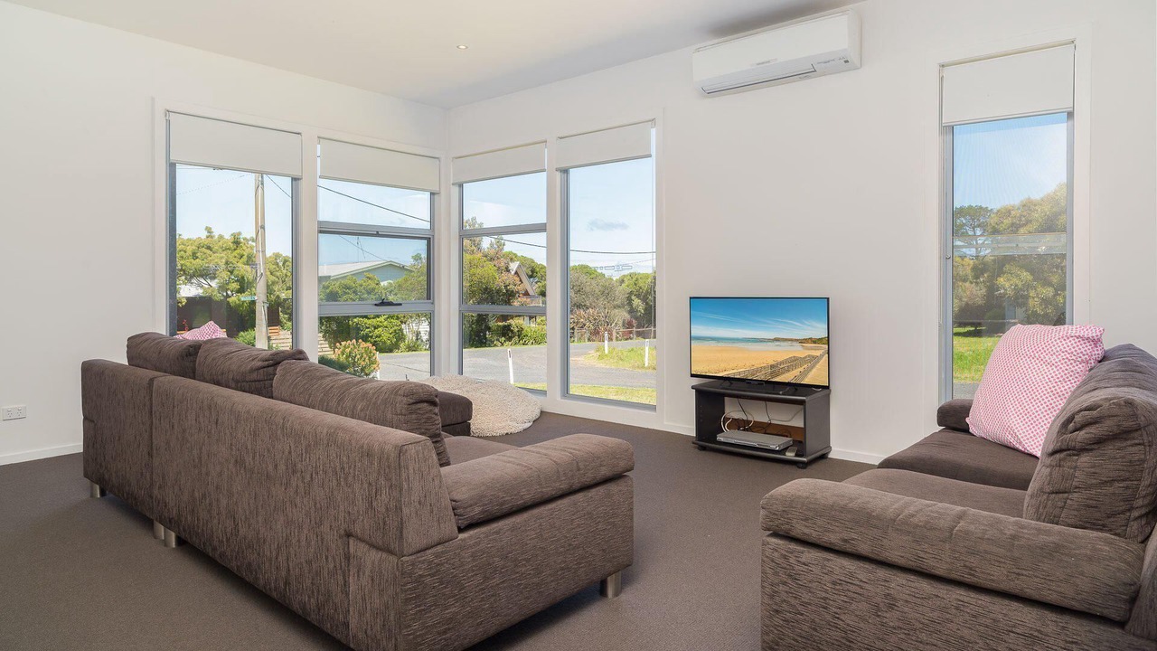 Photo of Livingroom in Smiths Beach