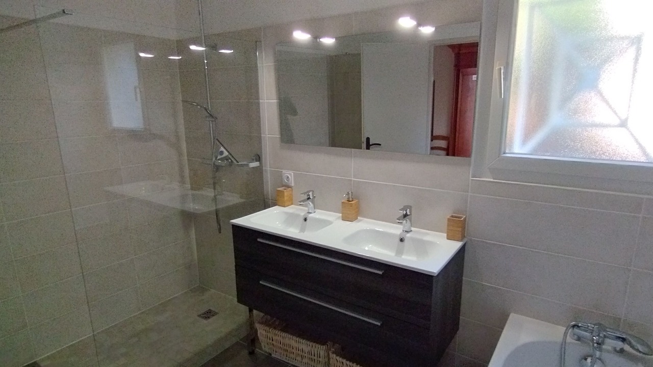 Photo of Bathroom in Sanguinet