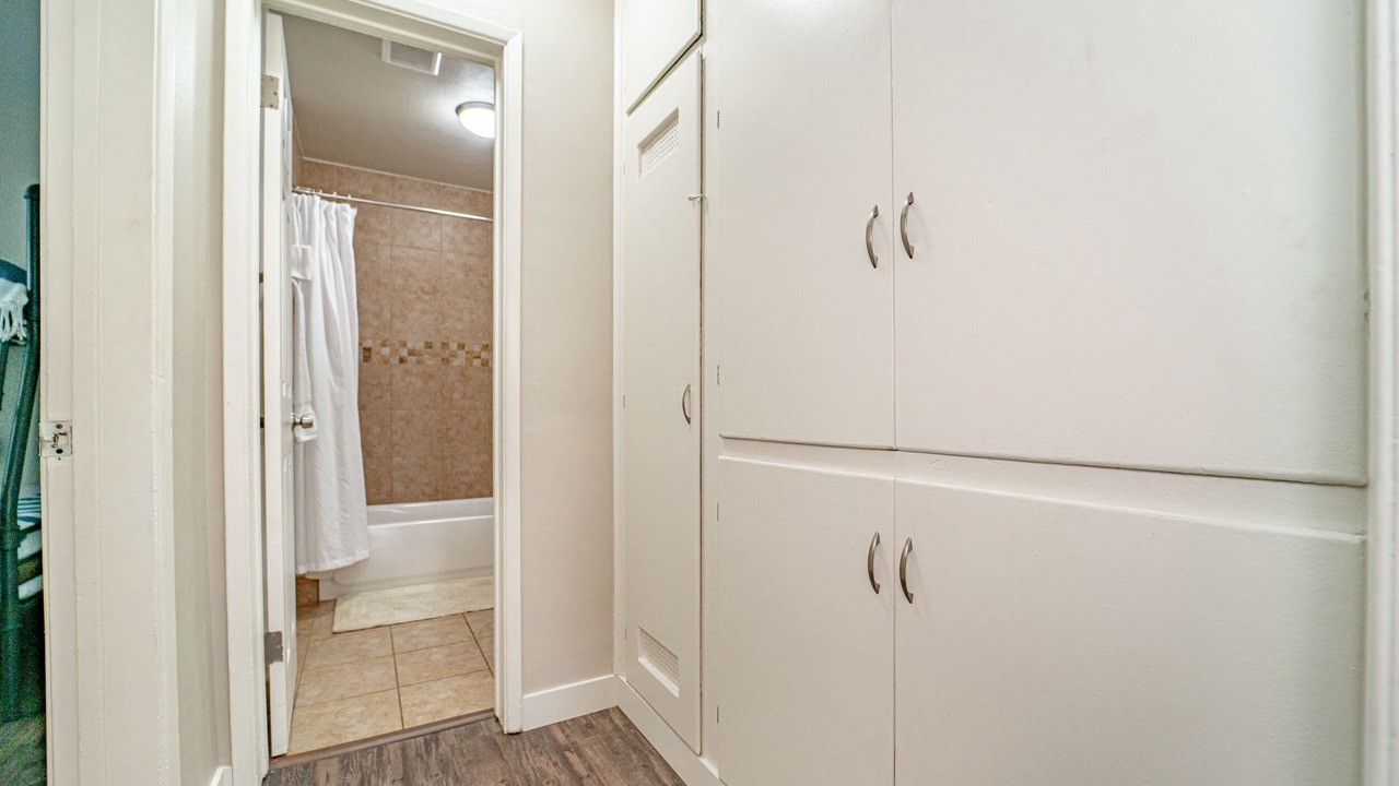 Photo of Bathroom in Lawndale