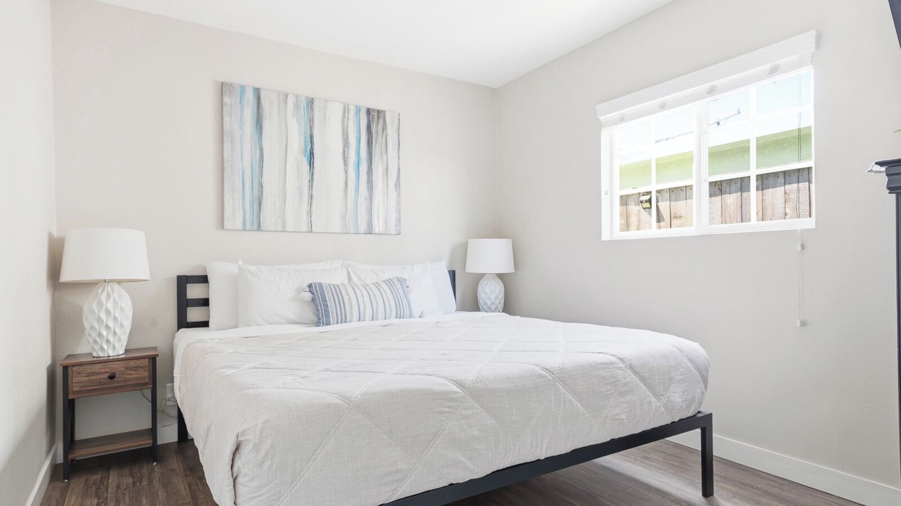 Photo of Bedroom in Lawndale