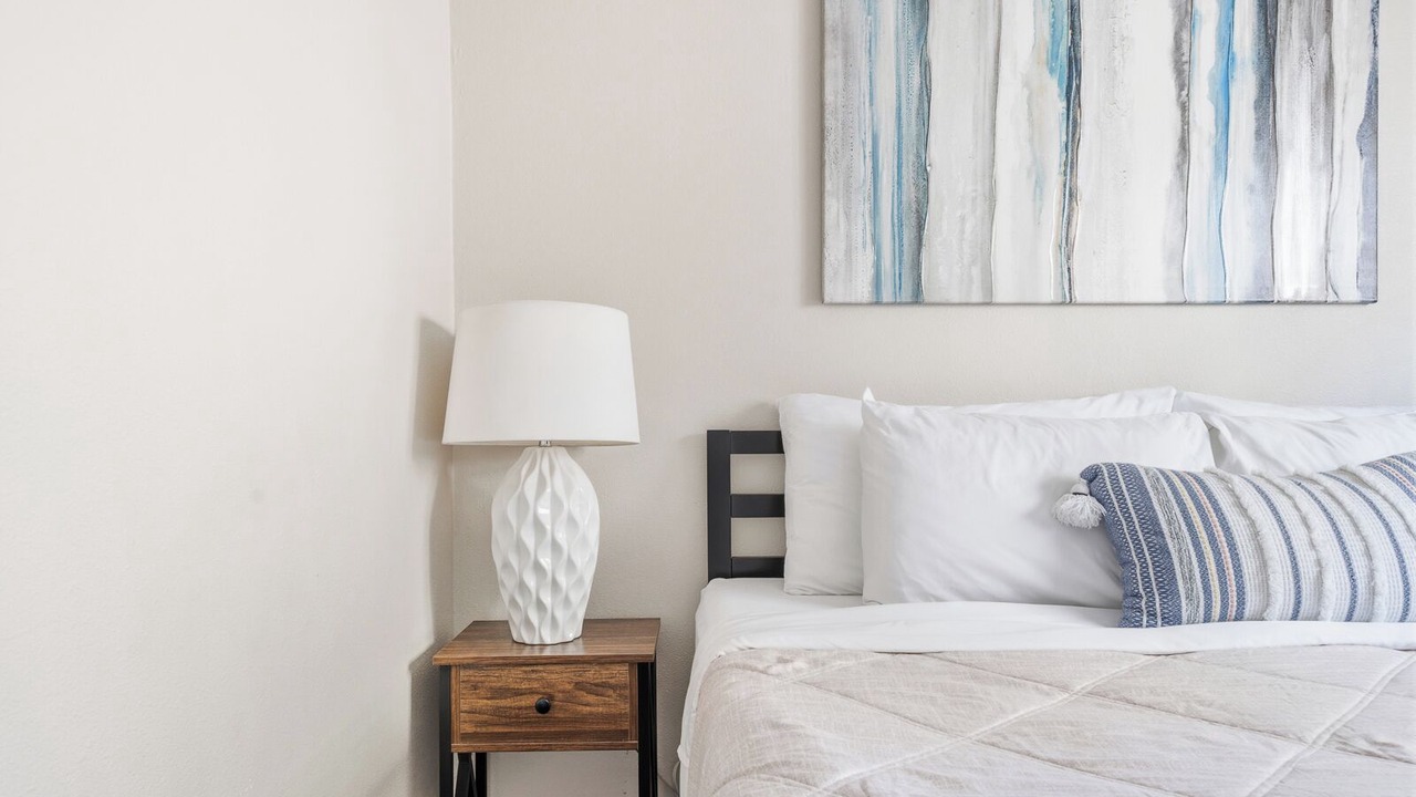 Photo of Bedroom in Lawndale