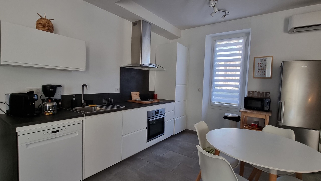 Photo of Kitchen in Eygalieres