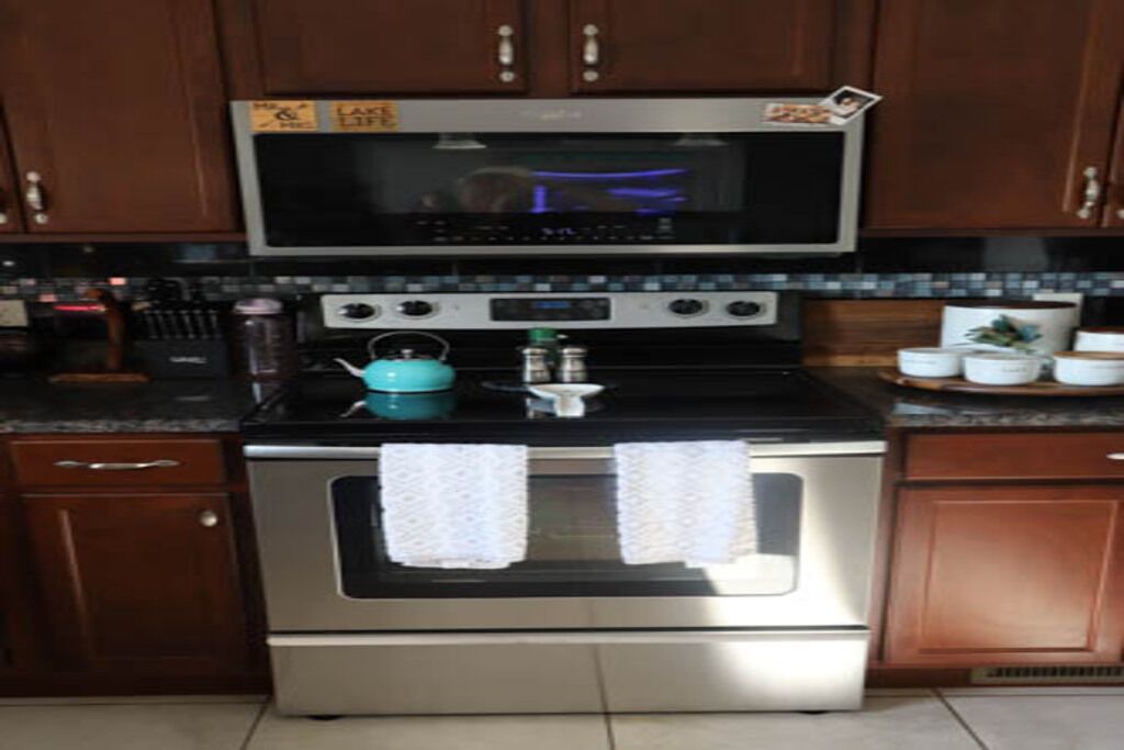 Photo of Kitchen in Simonton Lake