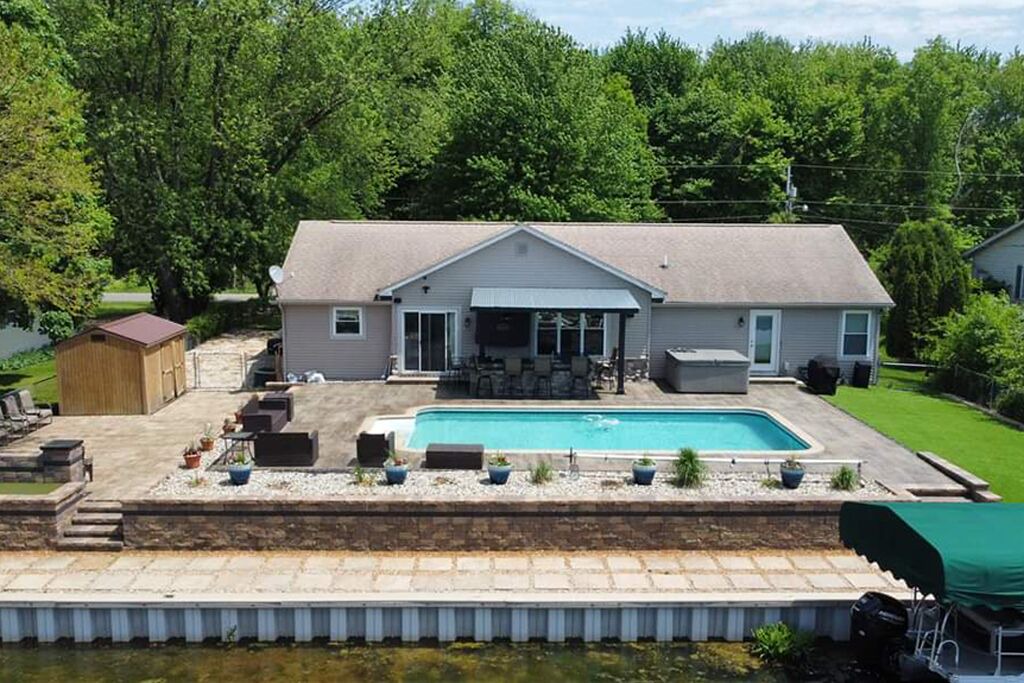 Photo of Outdoor in Simonton Lake