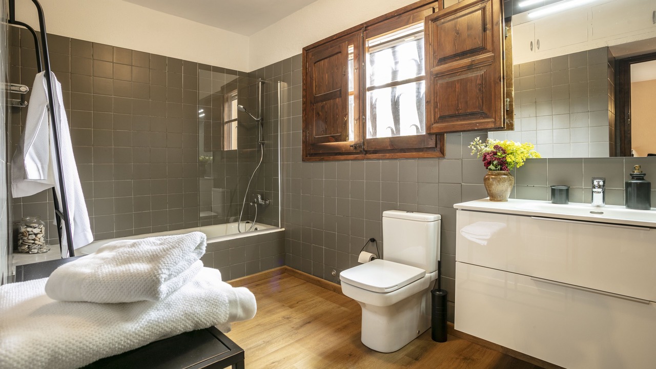 Photo of Bathroom in Escaladei
