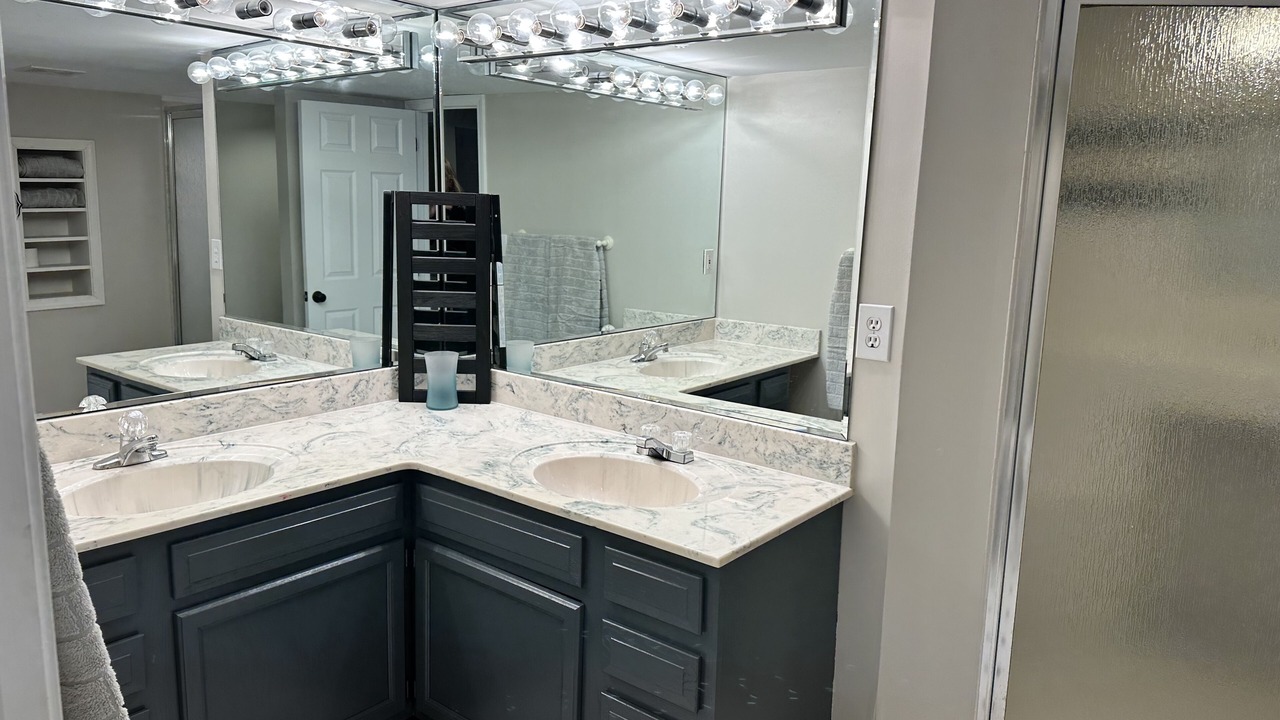 Photo of Bathroom in Lyndon