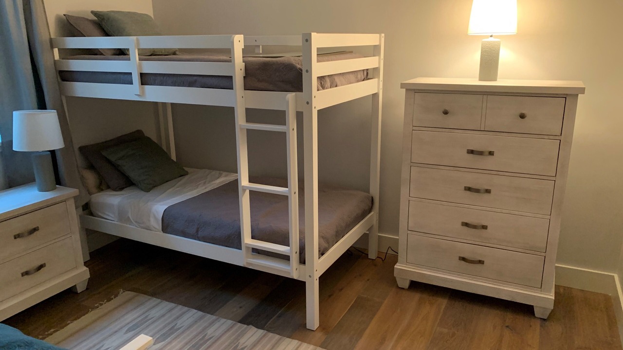 Photo of Bedroom in West of Town