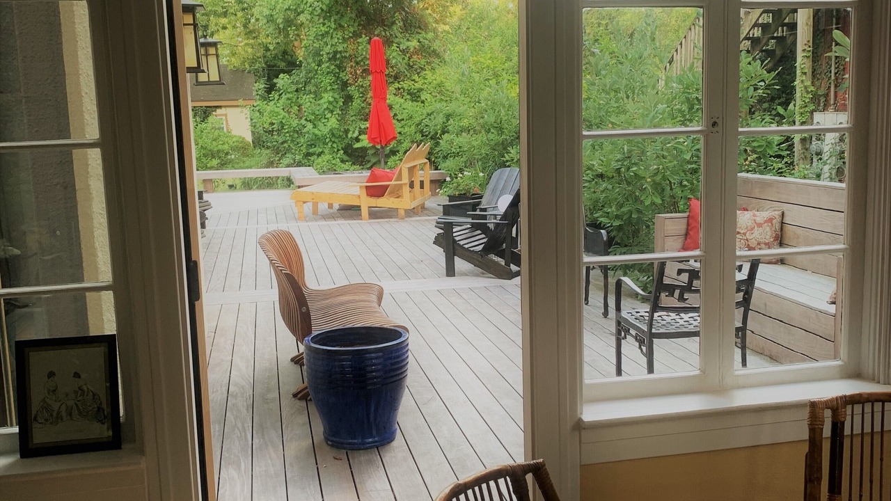 Photo of Bedroom in Cherokee Triangle