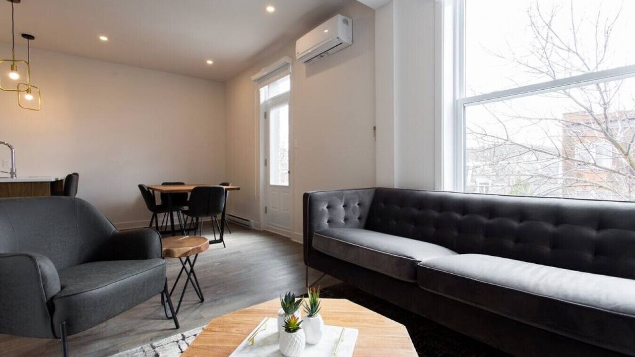Photo of Livingroom in Mile End