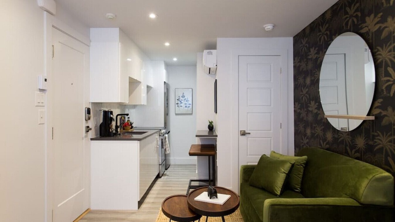 Photo of Livingroom in Little Italy