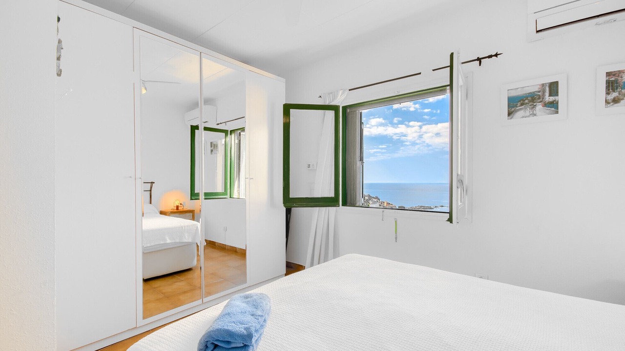 Photo of Bedroom in Almadraba-Canyelles