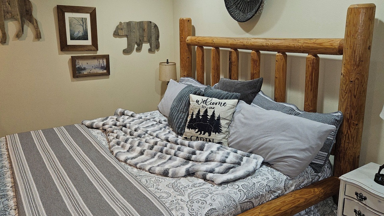 Photo of Bedroom in Oceanside