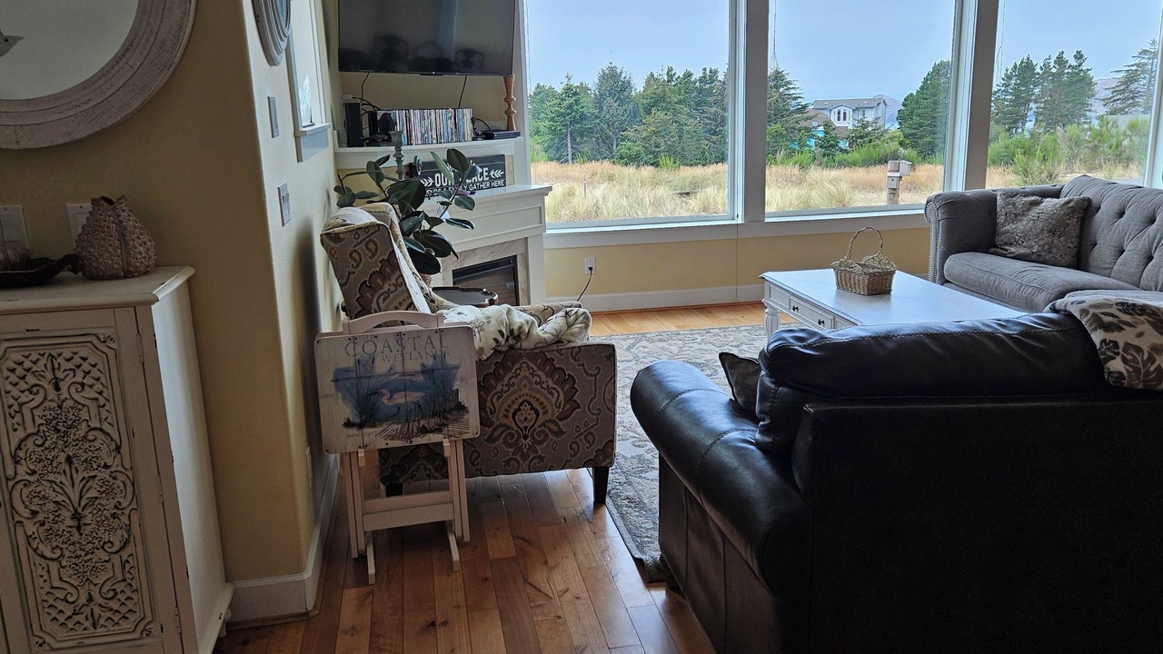 Photo of Livingroom in Oceanside