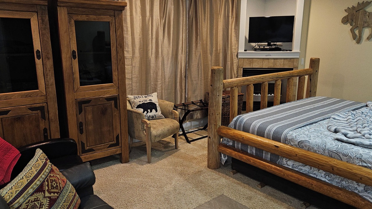 Photo of Bedroom in Oceanside