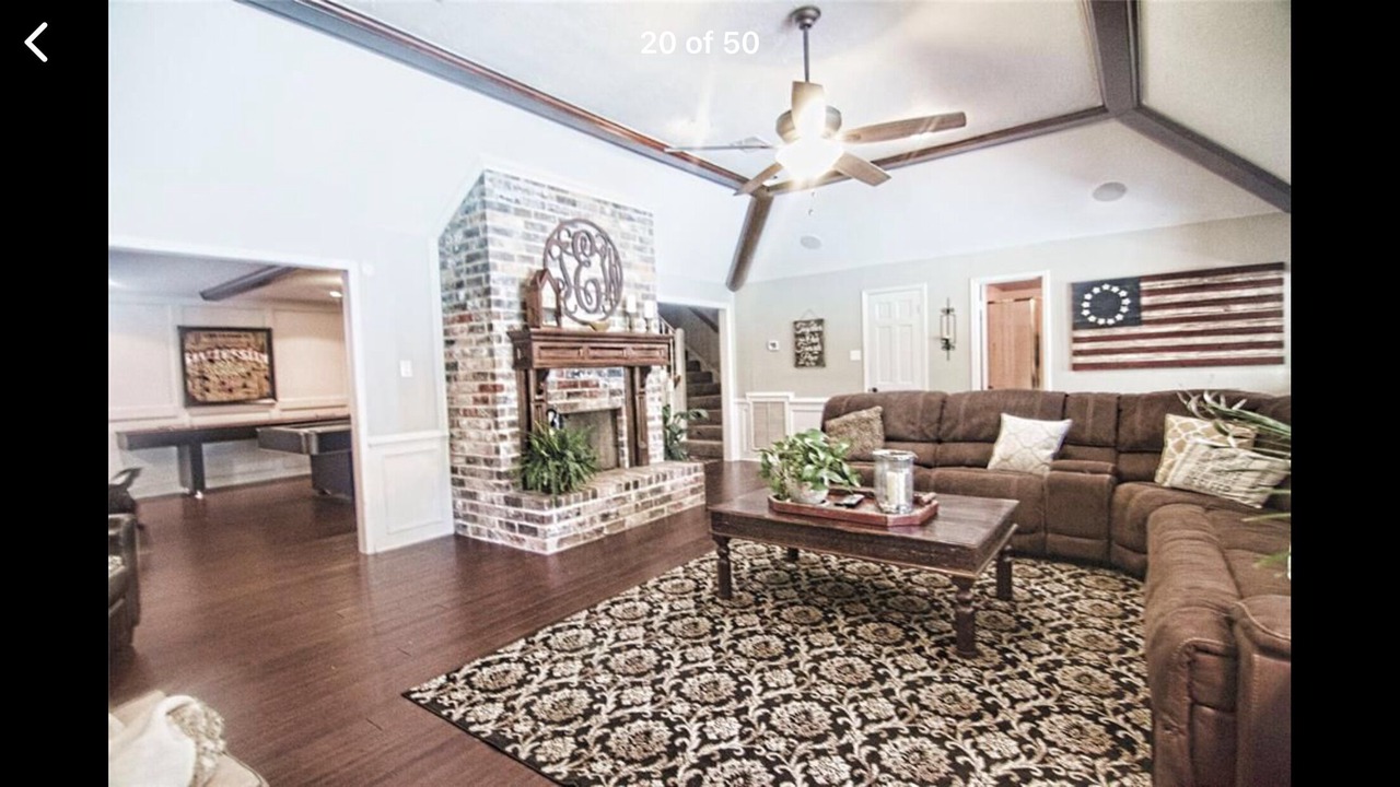 Photo of Livingroom in Memorial Northwest