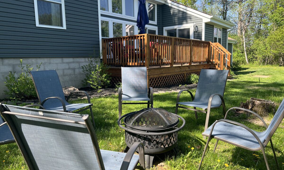 Photo of Patio Balcony in Wellesley Island