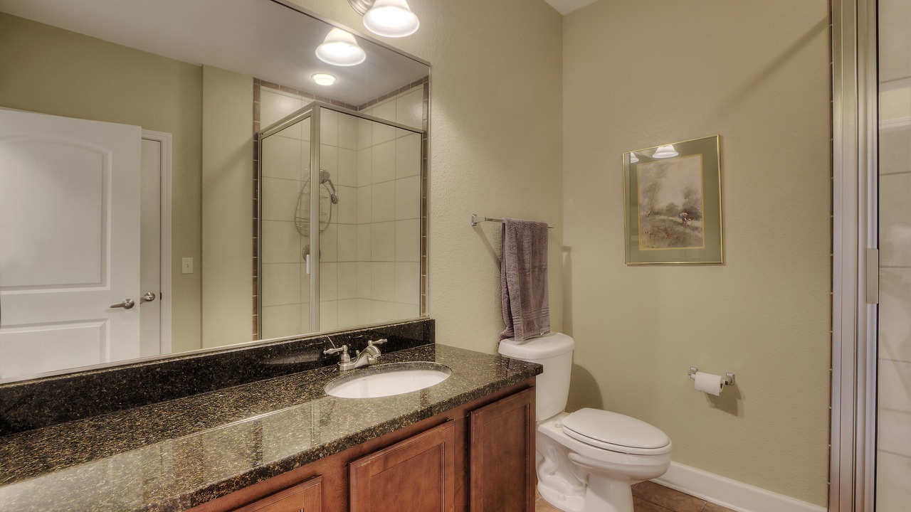 Photo of Bathroom in Bean Station