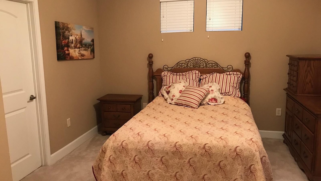 Photo of Bedroom in Bean Station