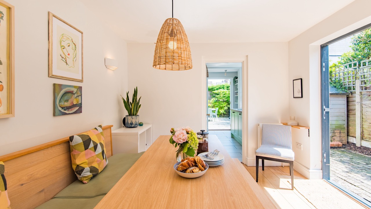 Photo of Others in Deal