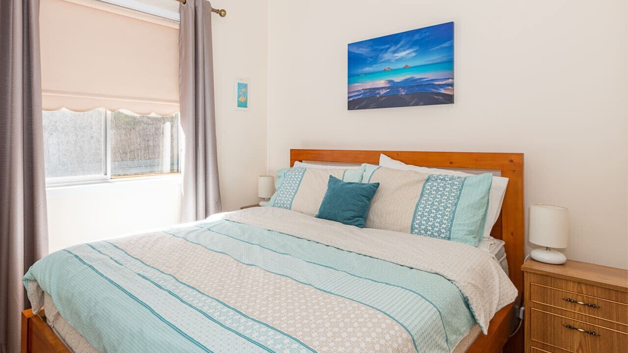 Photo of Bedroom in Batehaven