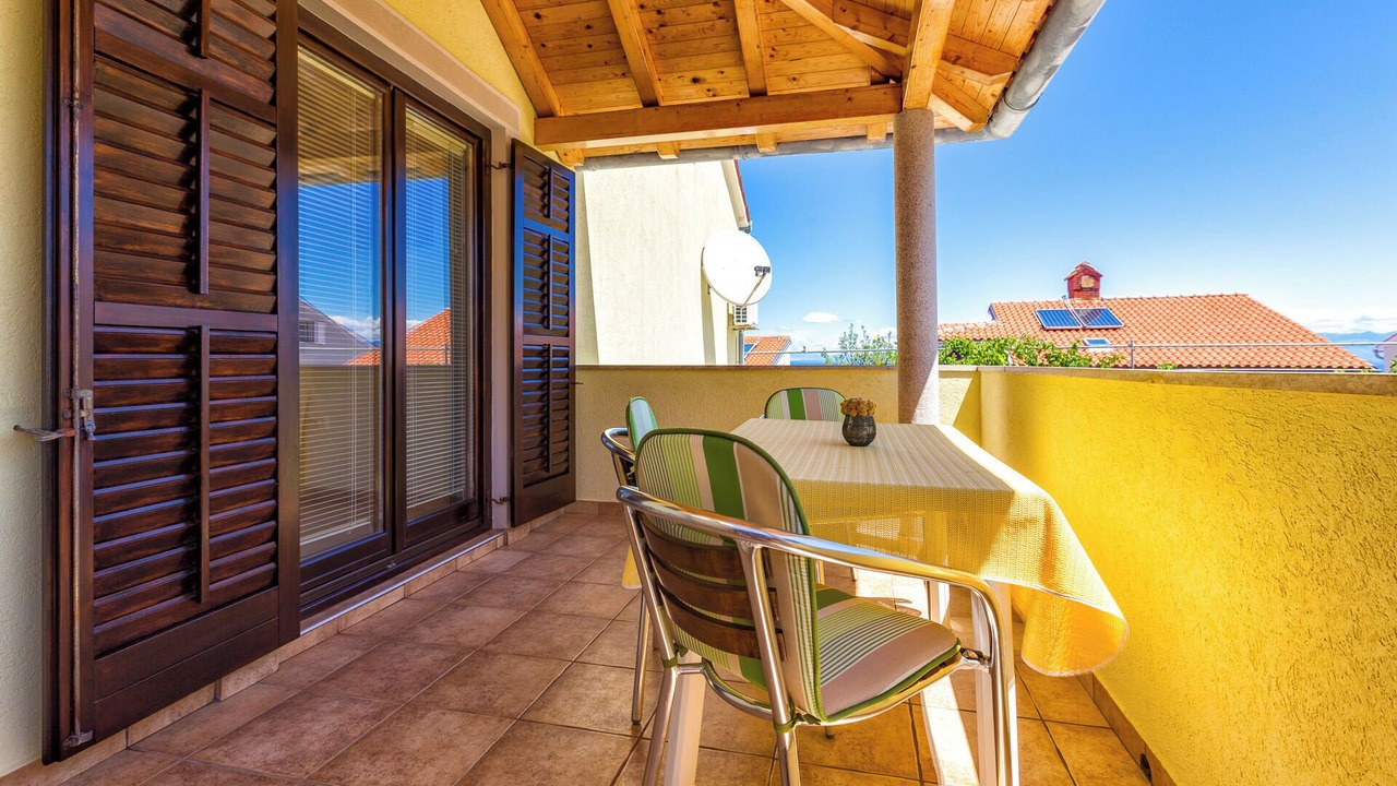 Photo of Outdoor in Cove Murtar