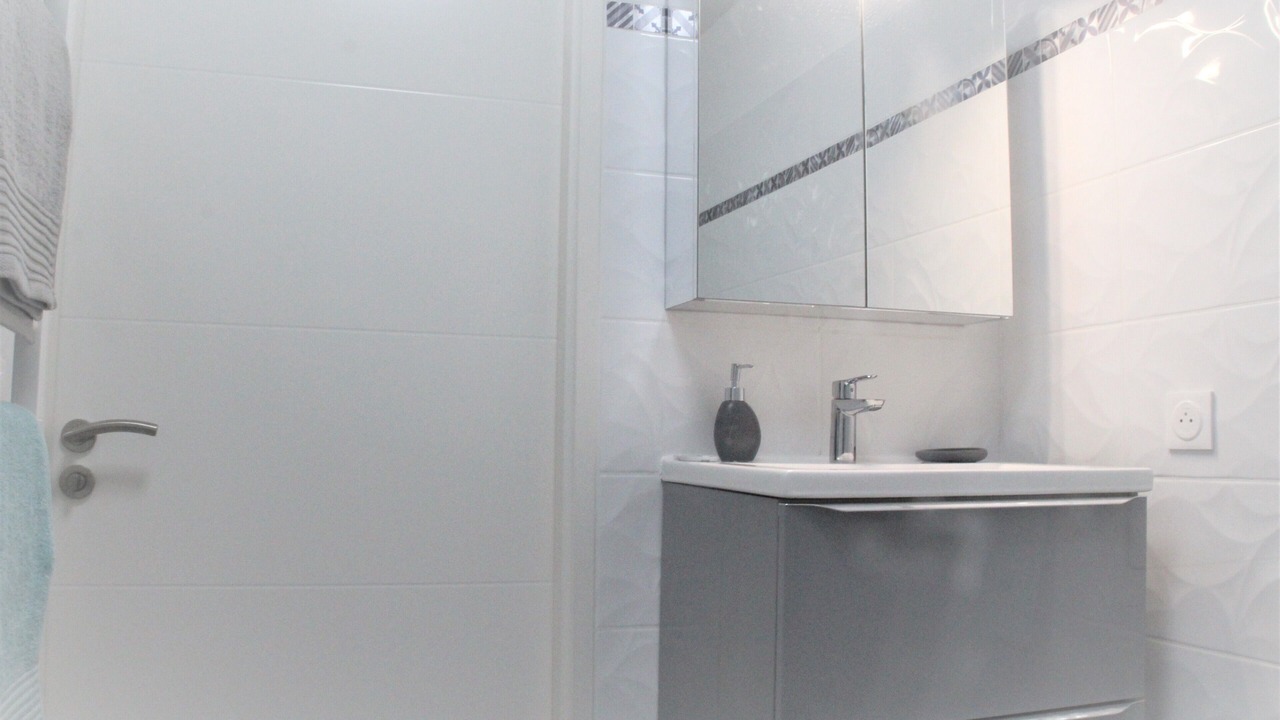 Photo of Bathroom in Saint-Denis