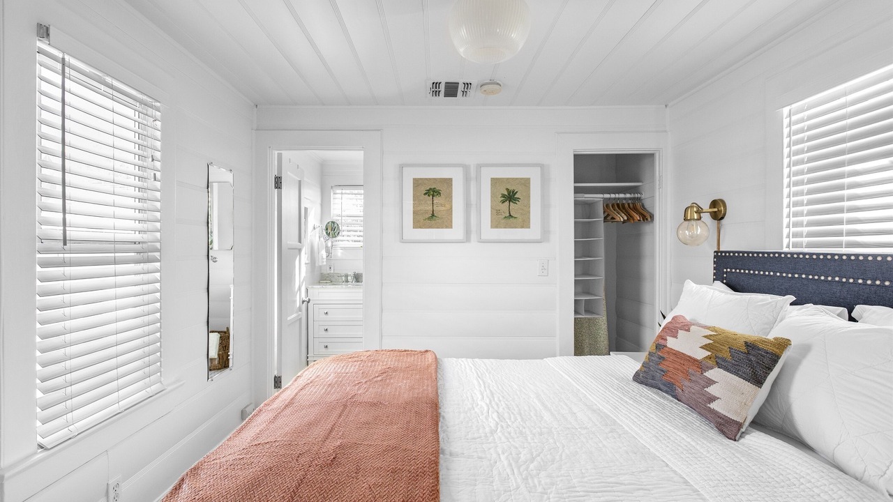 Photo of Bedroom in Carlson Park