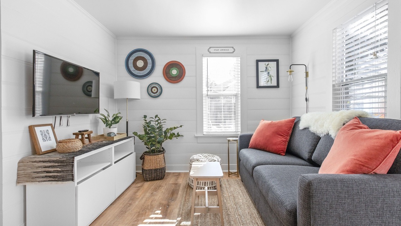 Photo of Livingroom in Carlson Park