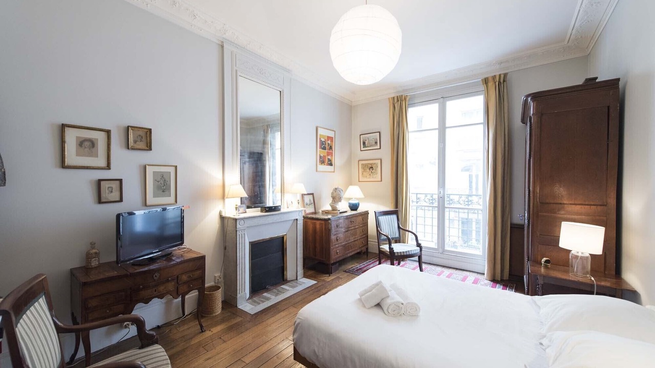 Photo of Bedroom in Notre-Dame-des-Champs