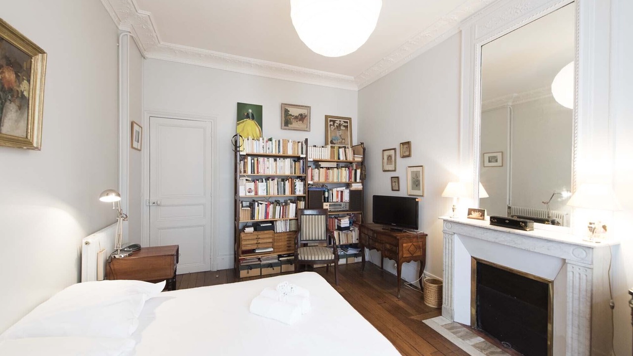 Photo of Bedroom in Notre-Dame-des-Champs