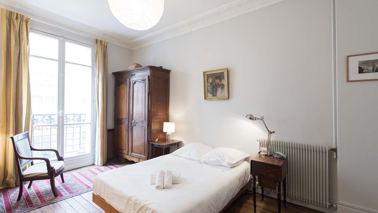 Photo of Bedroom in Notre-Dame-des-Champs