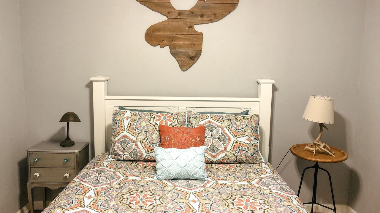 Photo of Bedroom in Hickory Plains