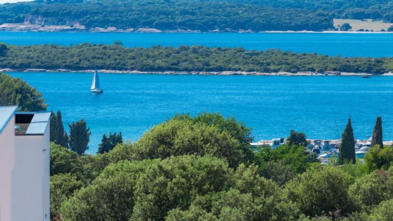 Photo of Others in Pula