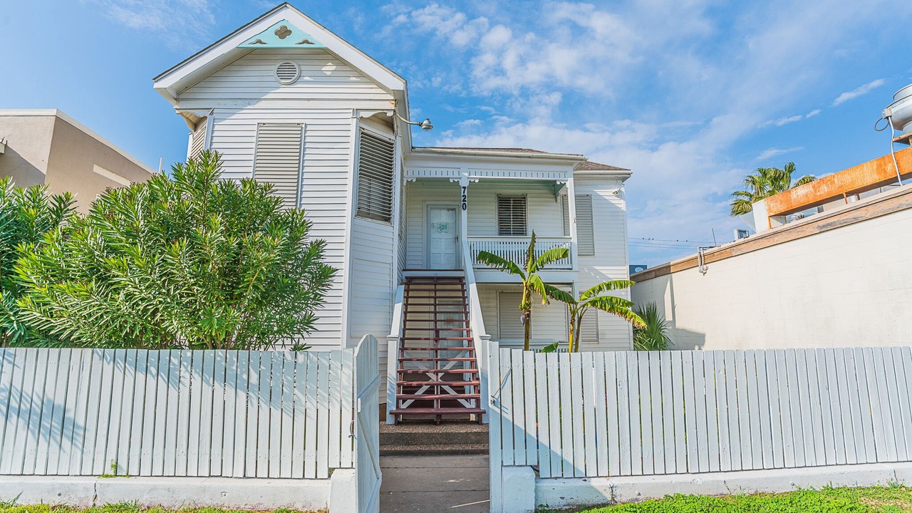 Photo of Others in San Jacinto