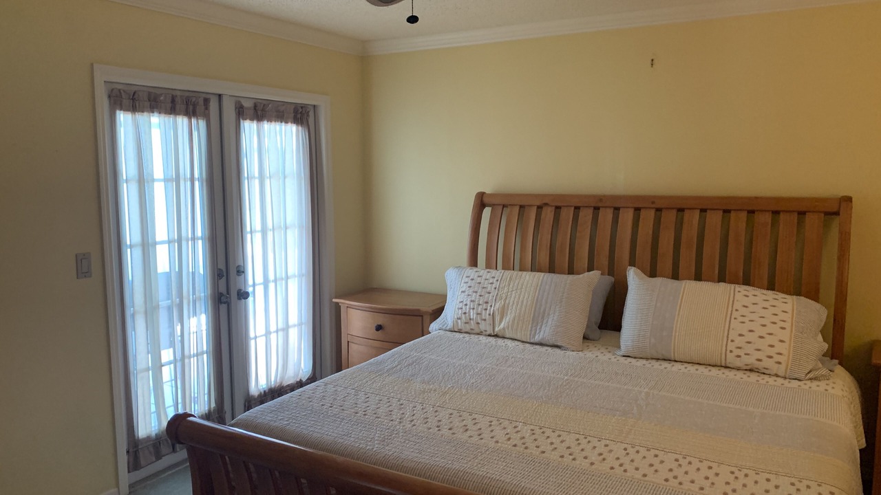 Photo of Bedroom in Englewood East