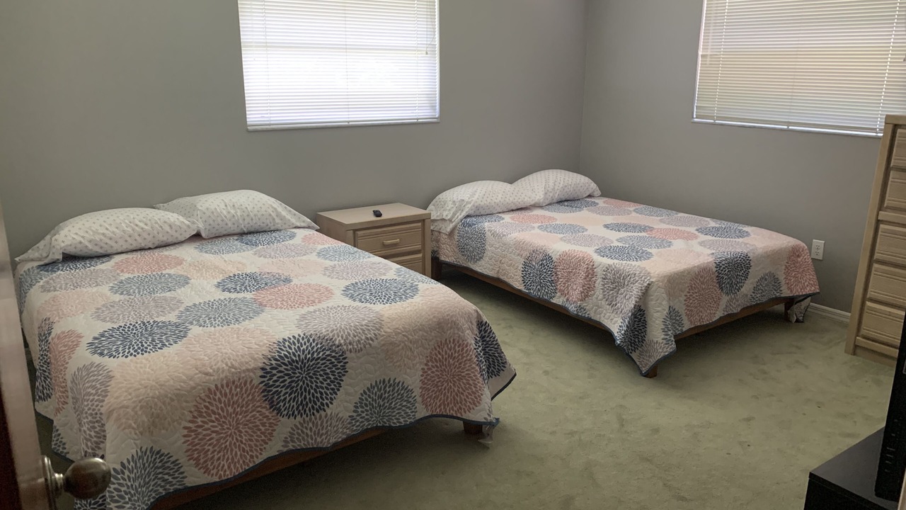 Photo of Bedroom in Englewood East