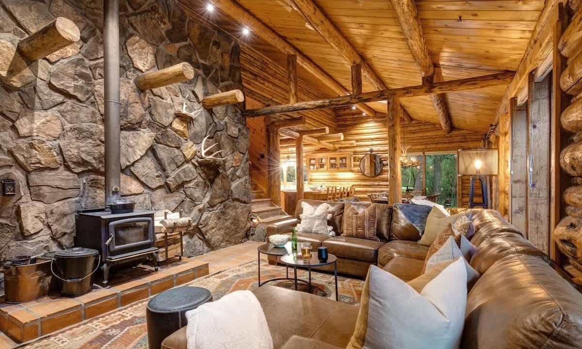 Photo of Livingroom in Moose Wilson Road