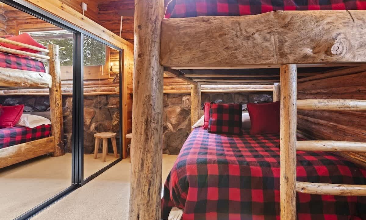 Photo of Bedroom in Moose Wilson Road
