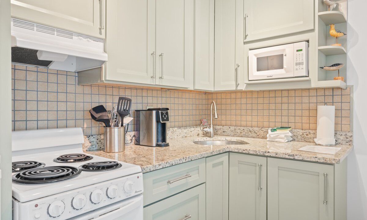 Photo of Kitchen in Jekyll Island