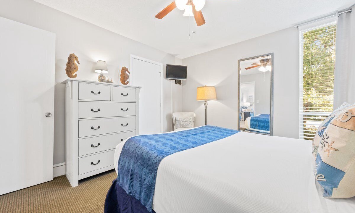 Photo of Bedroom in Jekyll Island