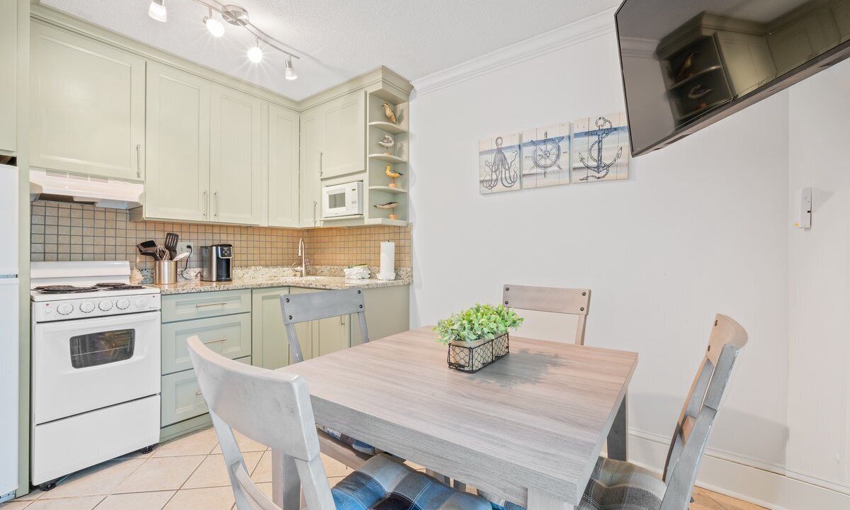 Photo of Kitchen in Jekyll Island