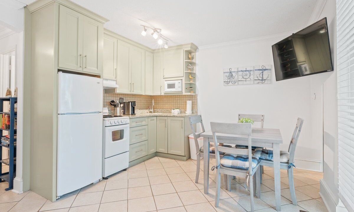 Photo of Kitchen in Jekyll Island