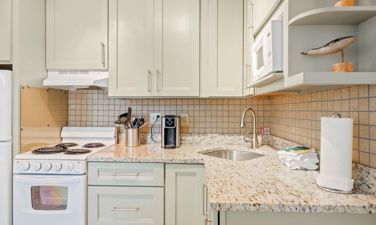 Photo of Kitchen in Jekyll Island