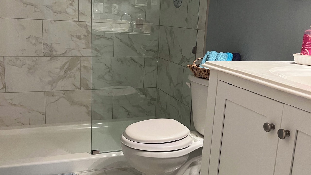 Photo of Bathroom in Taylor Lake Village