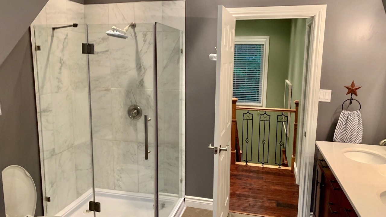 Photo of Bathroom in Gravenhurst
