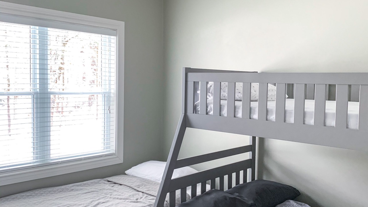 Photo of Bedroom in Gravenhurst