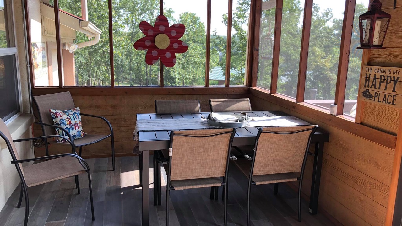 Photo of Outdoor in Cookson