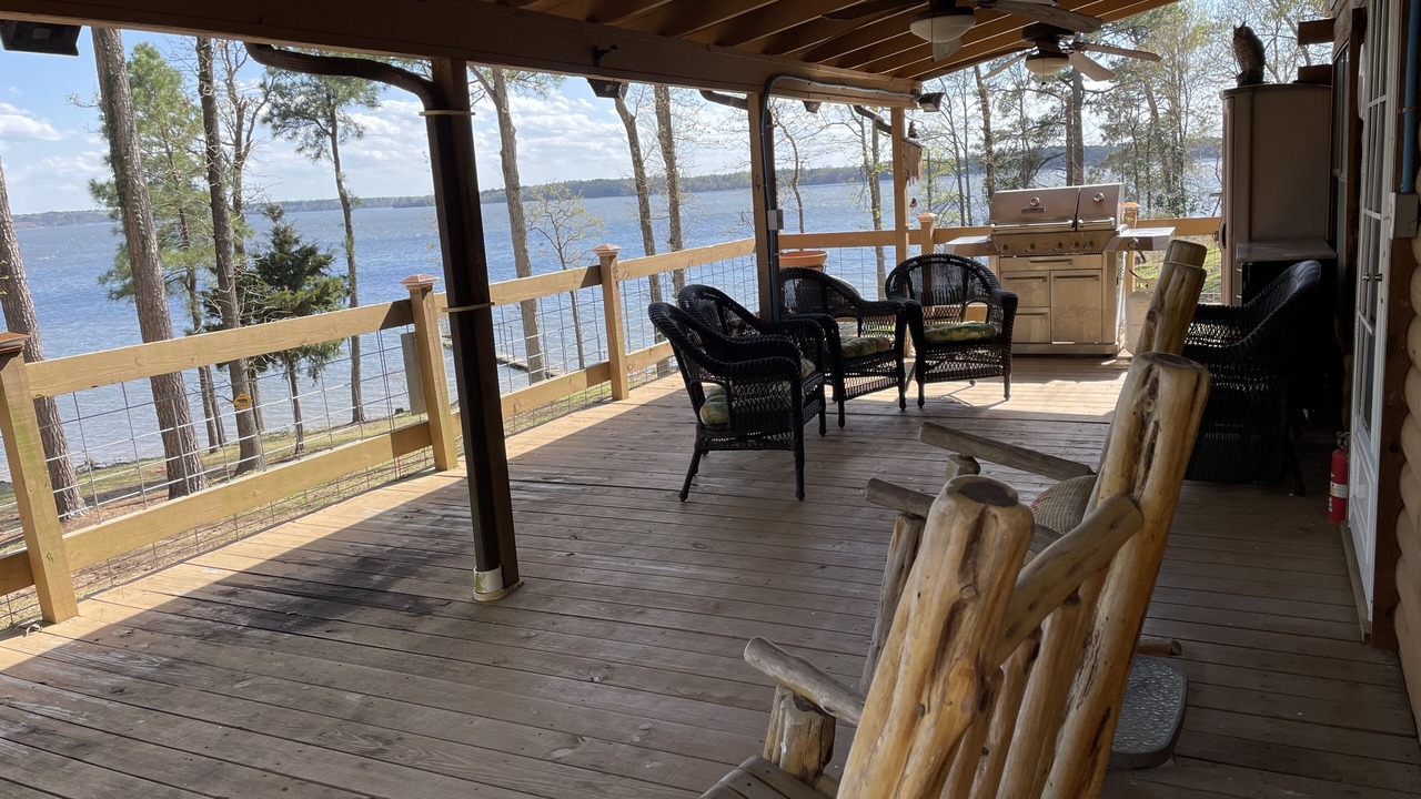 Photo of Patio Balcony in Avinger