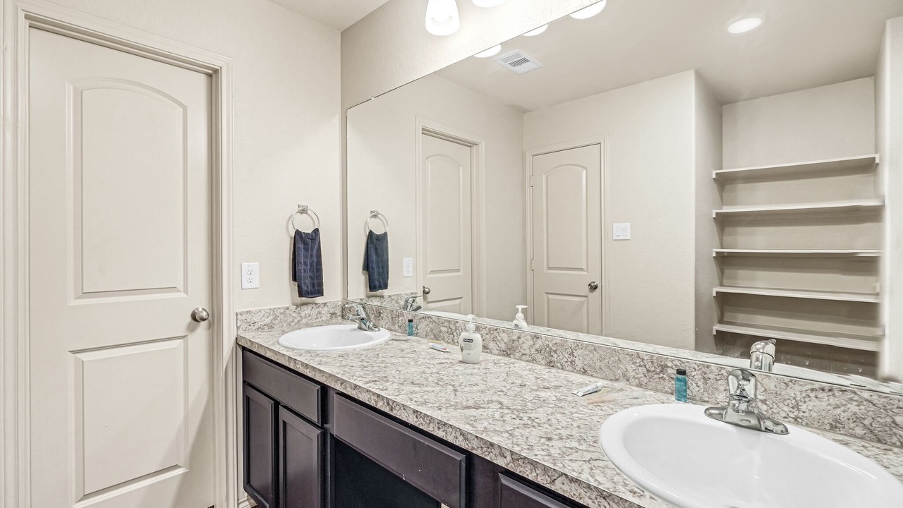 Photo of Bathroom in Channelview