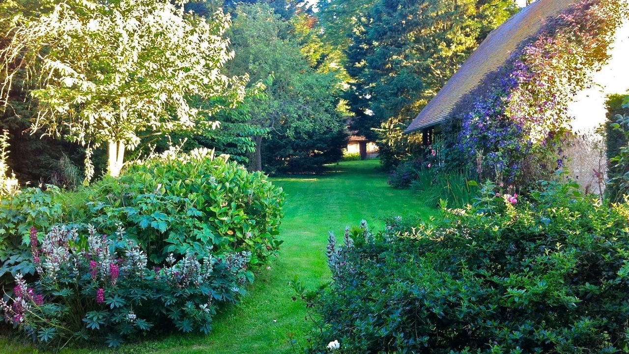 Photo of Outdoor in Theuville-aux-Maillots